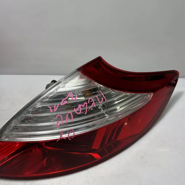 Fanale posteriore parte esterno destro