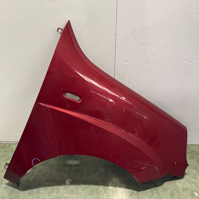 Parafango anteriore destro