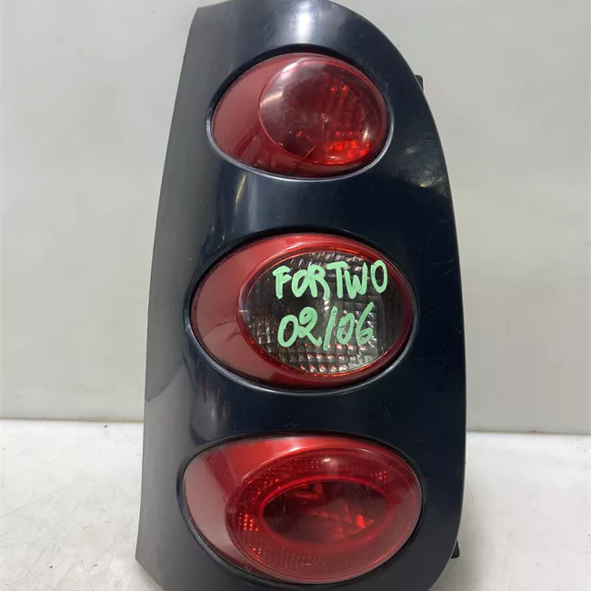 Fanale posteriore sinistro