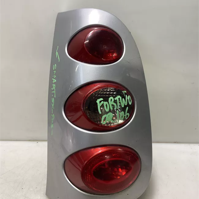 Fanale posteriore sinistro Rosso e Grigio