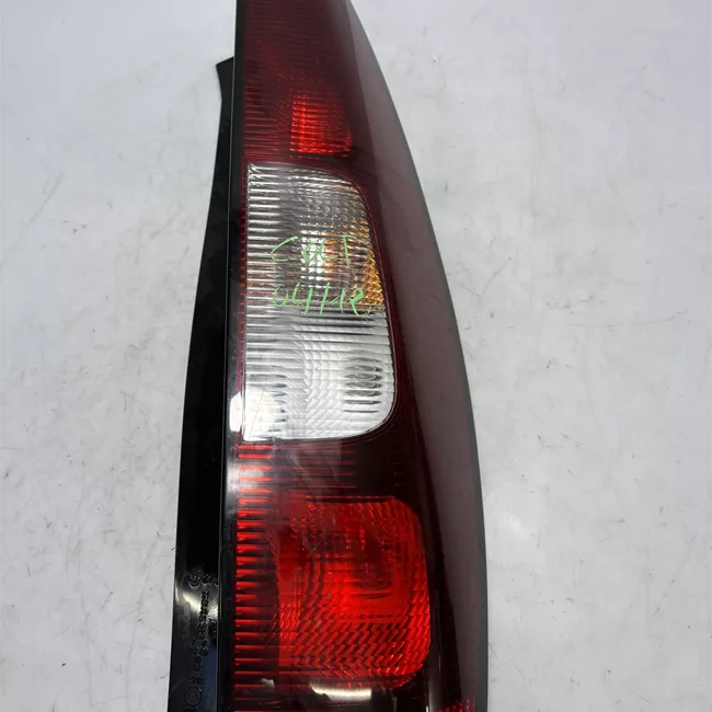 Fanale posteriore destro 01-02-06<