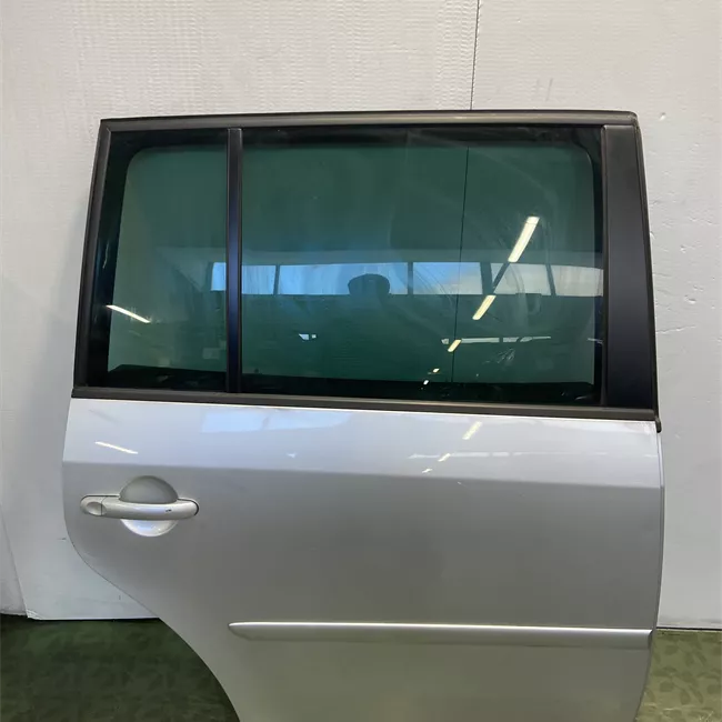 Porta posteriore destra