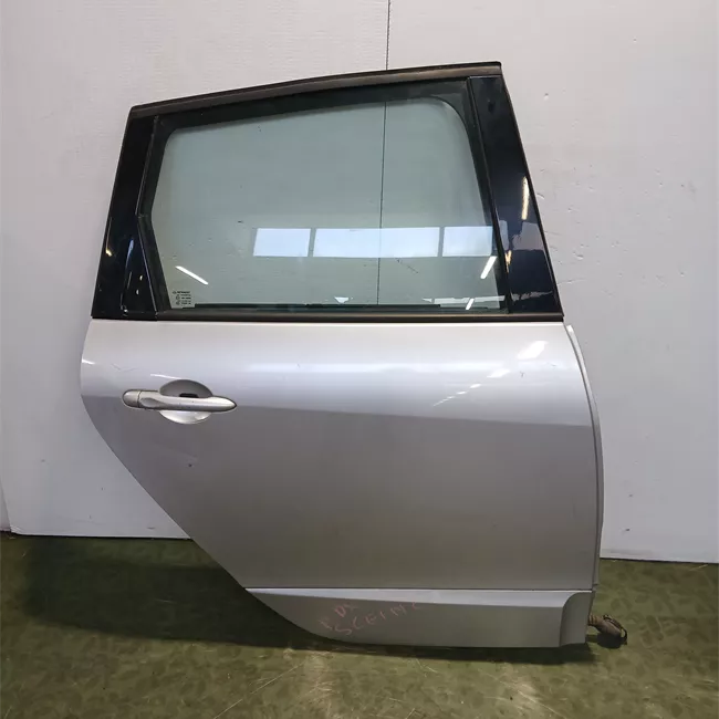 Porta posteriore destra