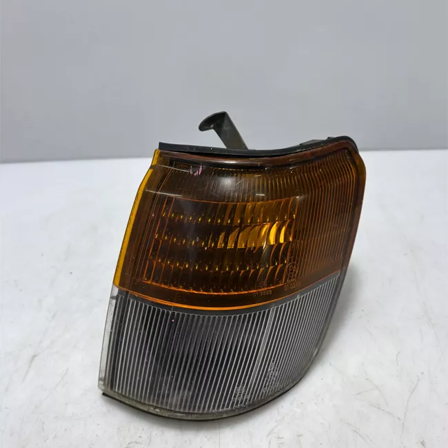 Fanalino anteriore completo sinistro