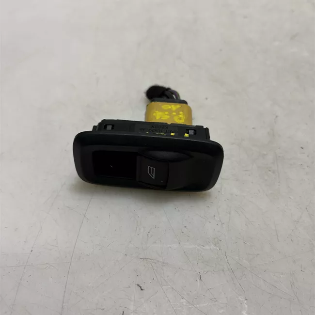 Interruttore alzacristalli porta posteriore sinistro