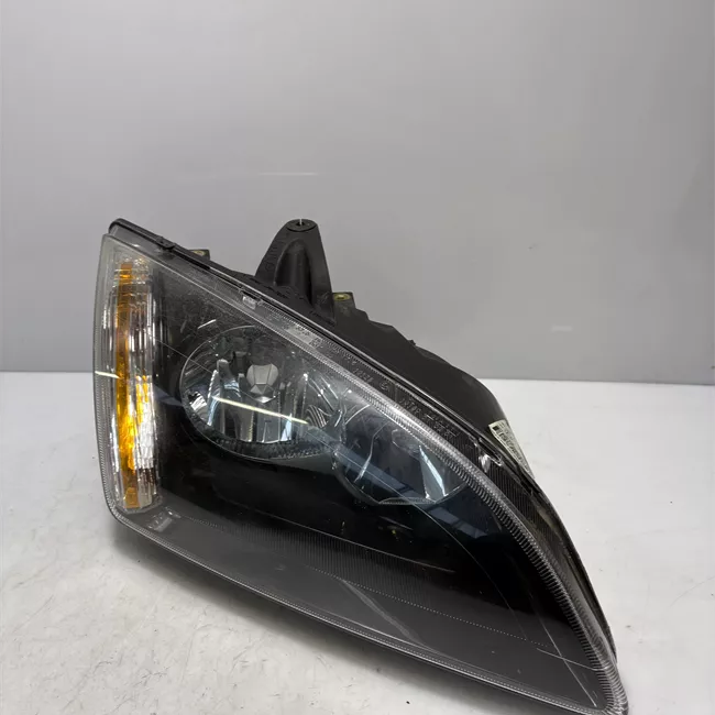 Proiettore destro con cornice finitura nera