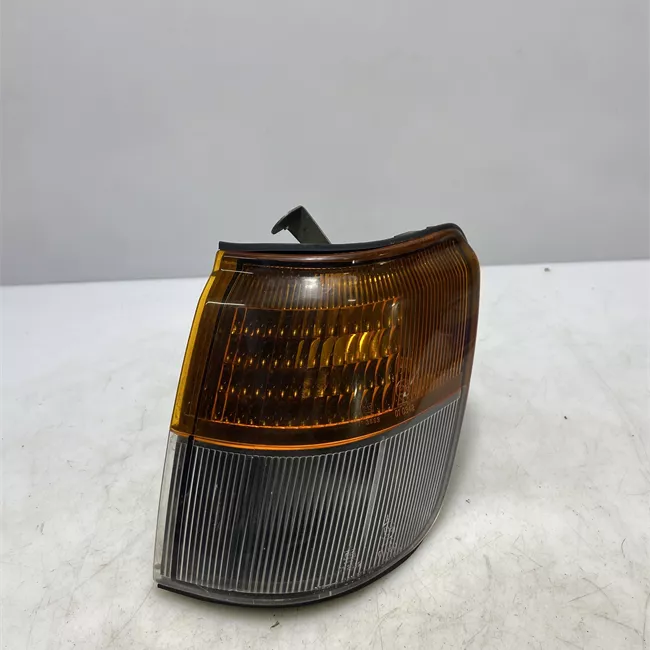 Fanalino anteriore completo sinistro