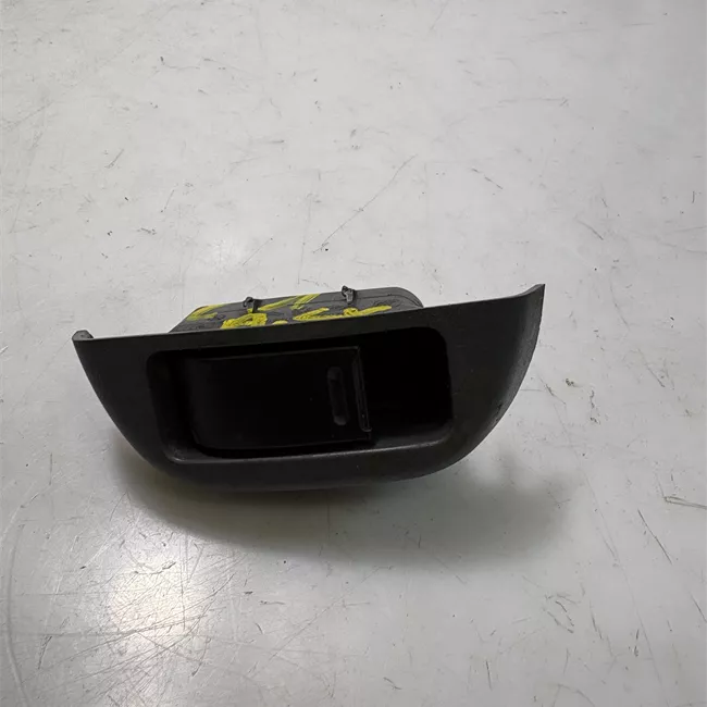 Interruttore alzacristalli porta anteriore sinistro