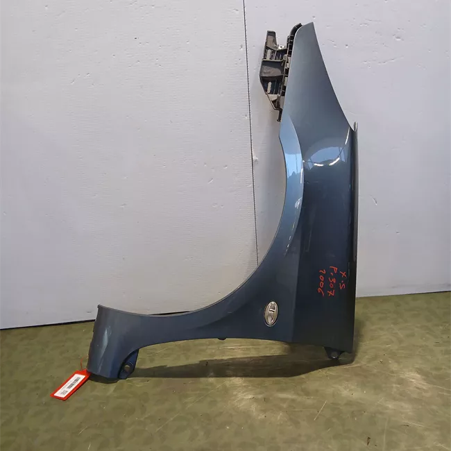 Parafango anteriore sinistro