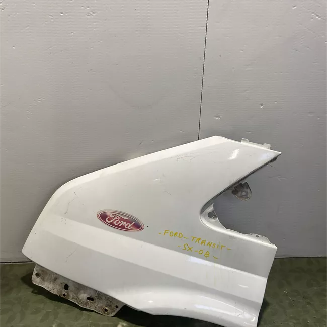 Parafango anteriore sinistro