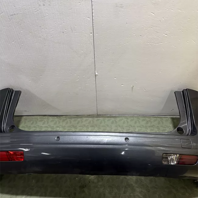 Paraurti posteriore con sensori parcheggio Primer