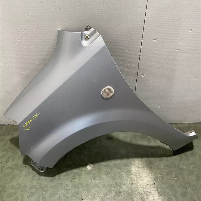 Parafango anteriore sinistro