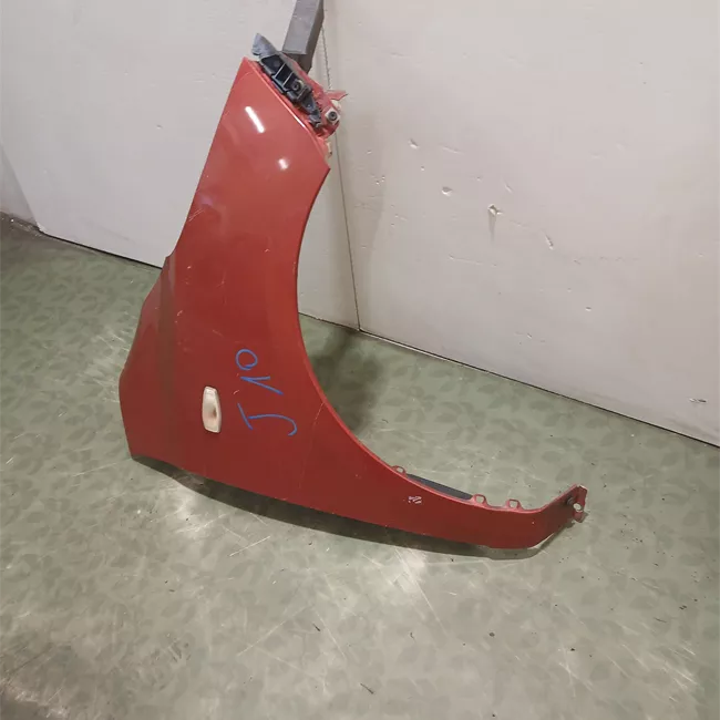 Parafango anteriore destro