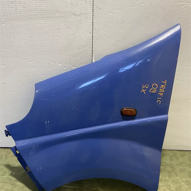 Parafango anteriore sinistro