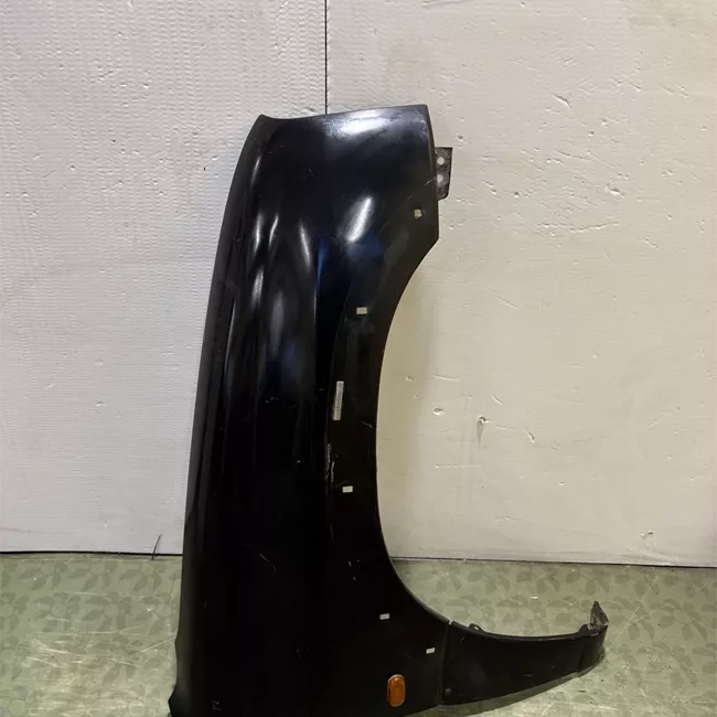 Parafango anteriore destro