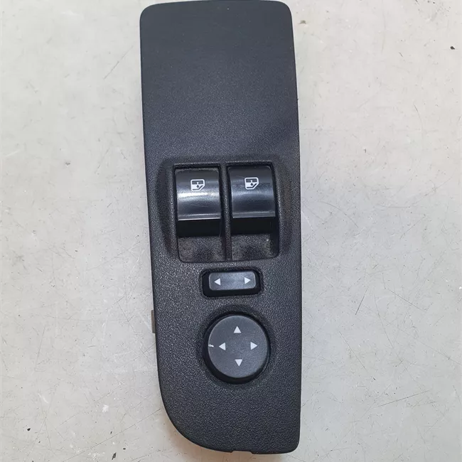 Blocco comandi alzacristalli e retrovisori esterno sinistro
