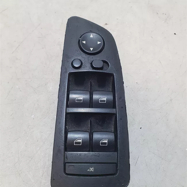 Blocco comandi alzacristalli e retrovisori esterno sinistro Nero