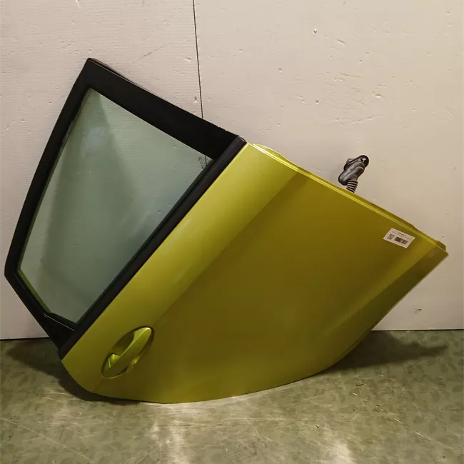 Porta posteriore destra