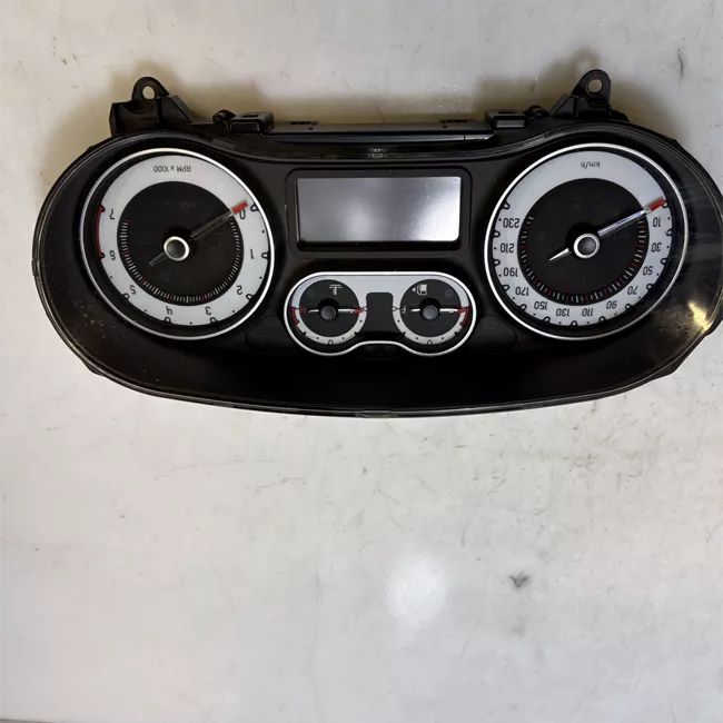 Quadro strumenti completo con display