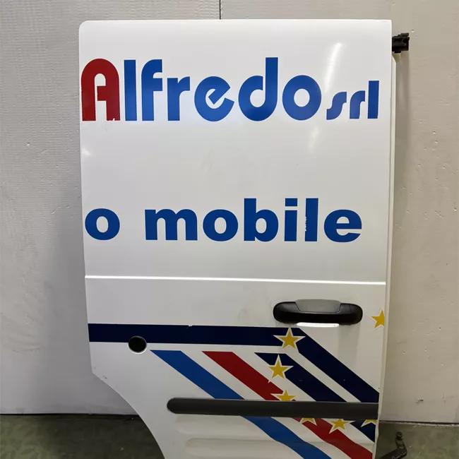 Porta posteriore destra