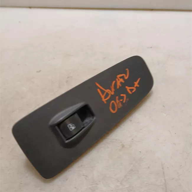 Interruttore alzacristalli porta anteriore