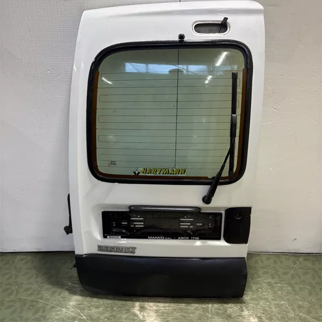 Porta carico posteriore a battente sinistra