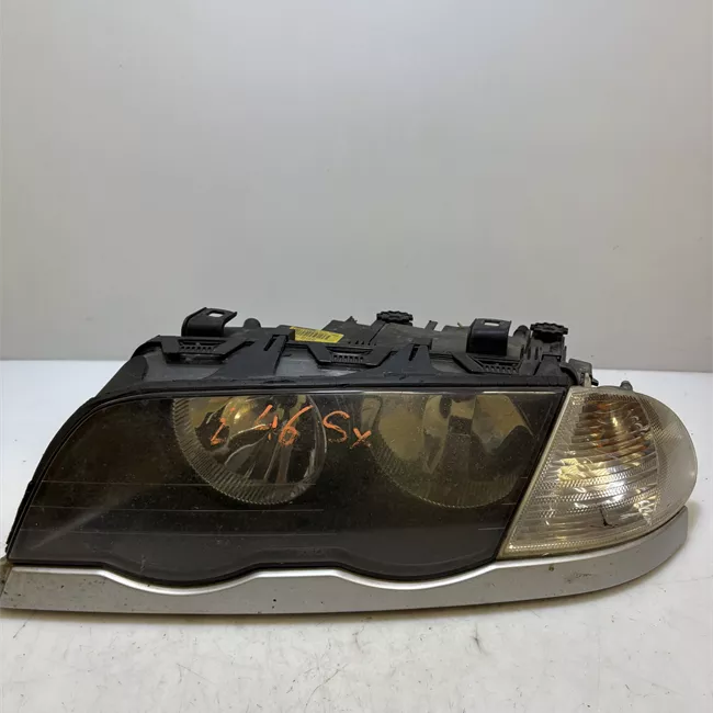 Proiettore sinistro ZKW