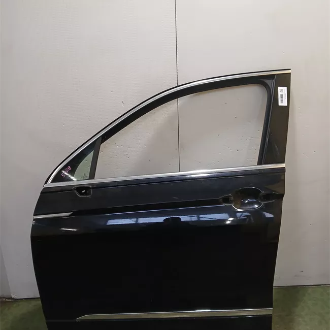 Porta anteriore sinistra