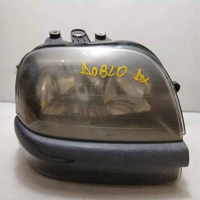 Proiettore destro con fendinebbia