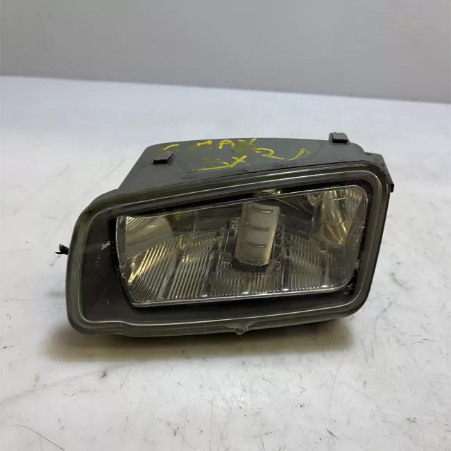 Proiettore fendinebbia sinistro