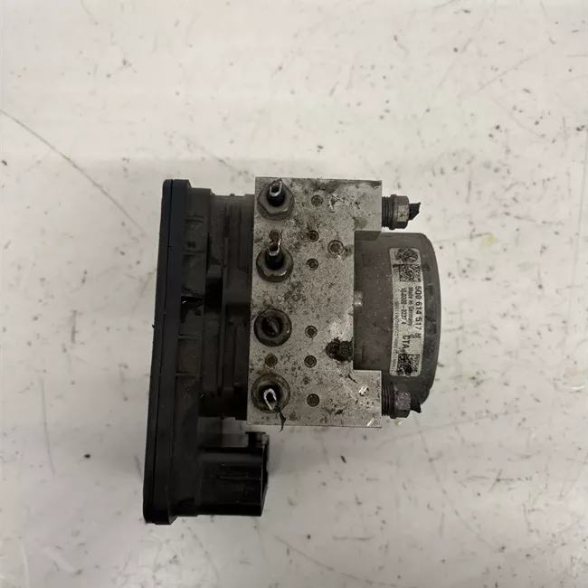 Aggregato ABS con regolatore di velocità