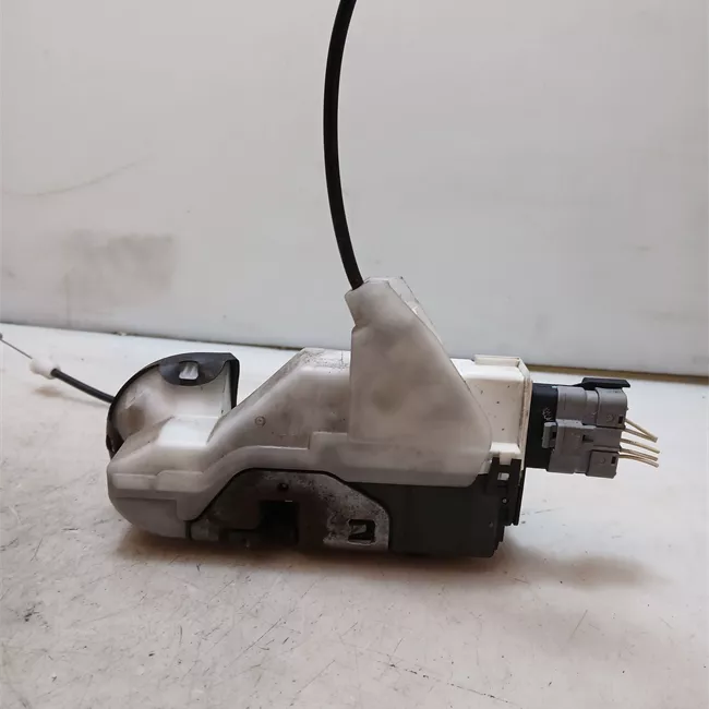 Serratura porta anteriore sinistra