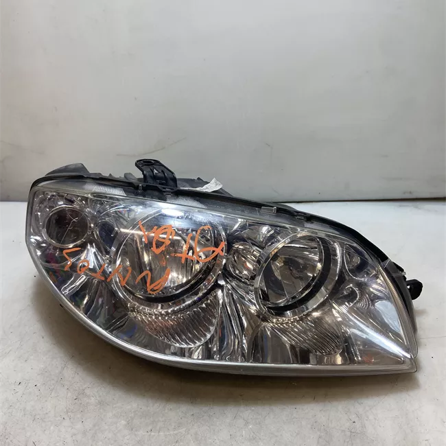 Proiettore destro 07/04<