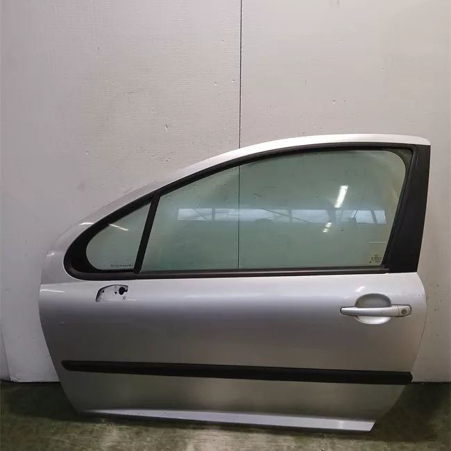 Porta anteriore sinistra