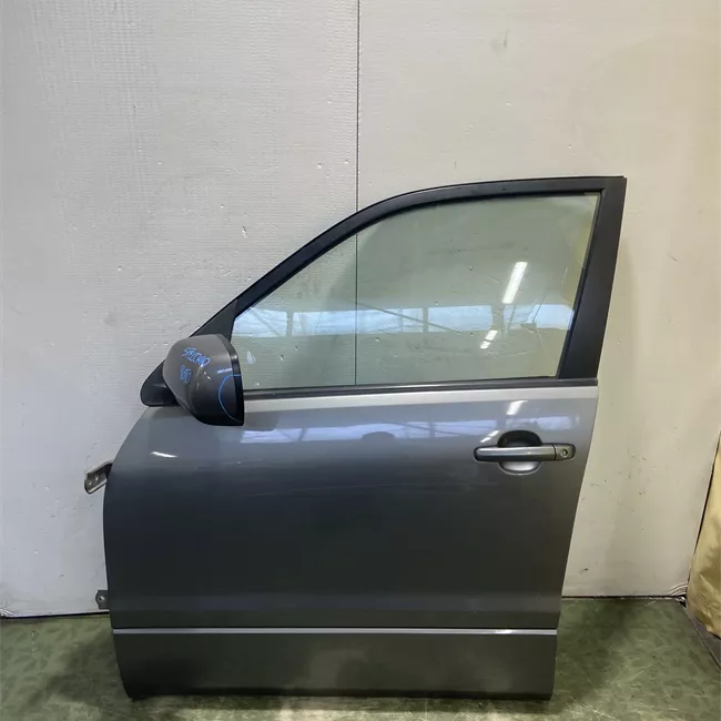 Porta anteriore sinistra