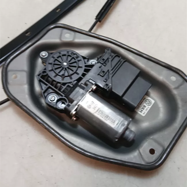 Alzacristallo elettrico porta posteriore sinistro