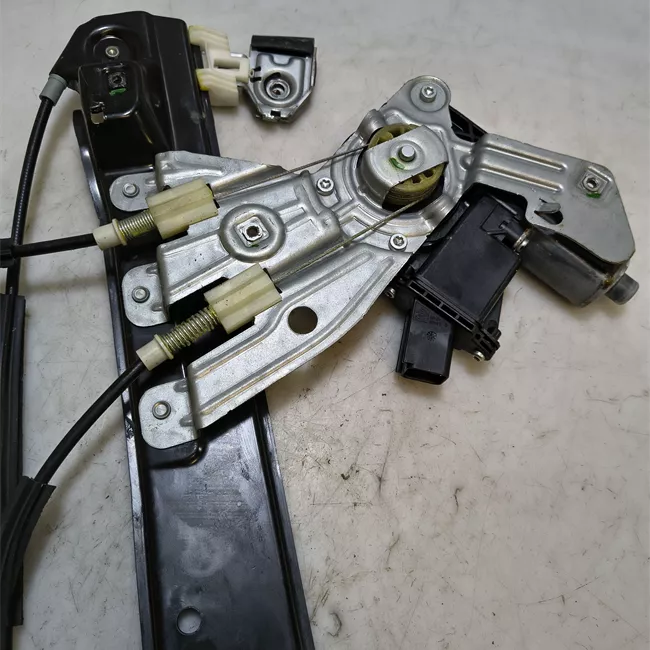 Alzacristallo elettrico porta anteriore sinistro con motorino