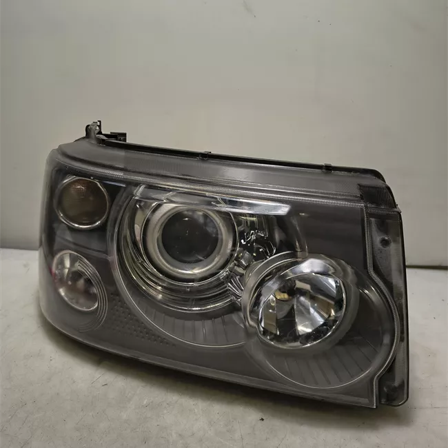 Proiettore destro Xeno