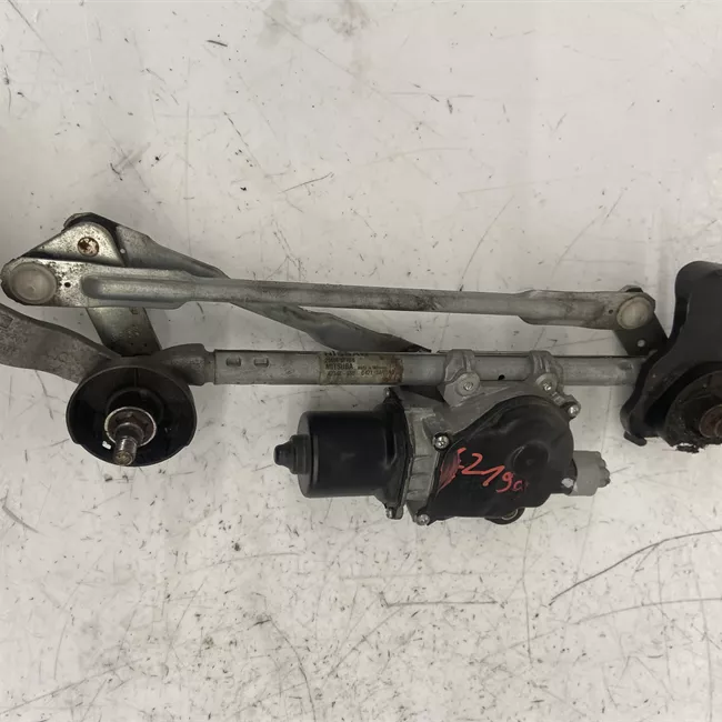 Meccanismo tergiparabrezza con motorino