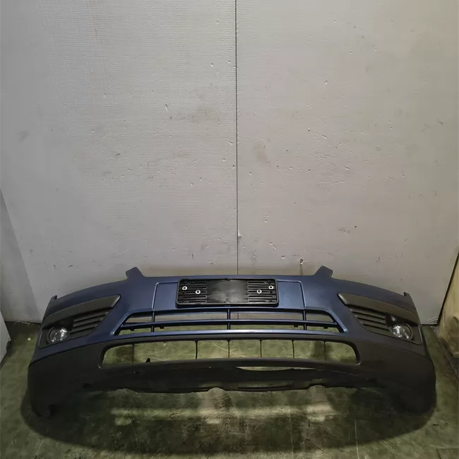 Paraurti anteriore con primer