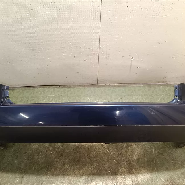 Paraurti posteriore con primer