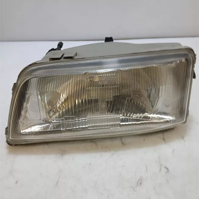 Proiettore sinistro 09/00>