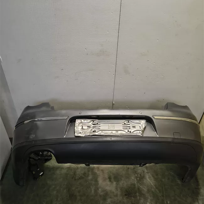 Paraurti posteriore con parktronic primer