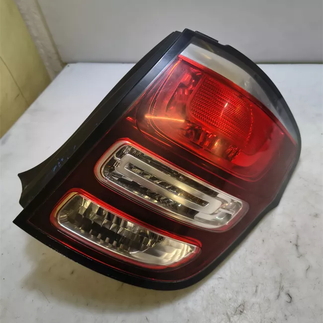 Fanale posteriore destro