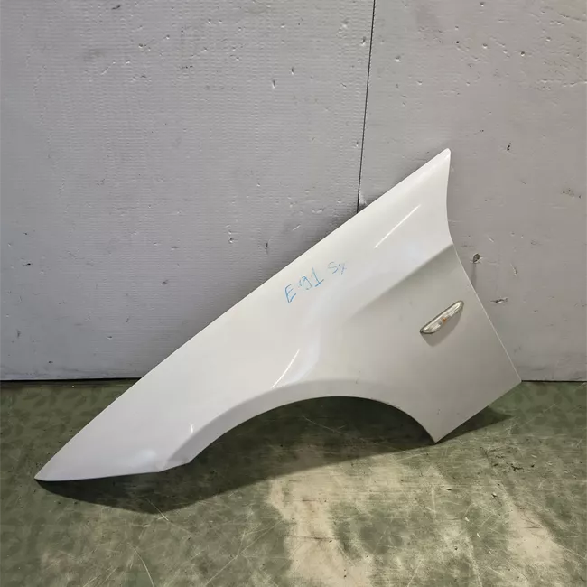 Parafango anteriore sinistro