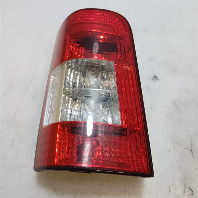 Fanale posteriore sinistro 2 porte post