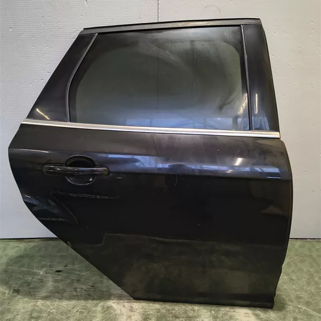 Porta posteriore destra