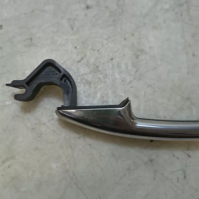 Maniglia porta anteriore destra primer