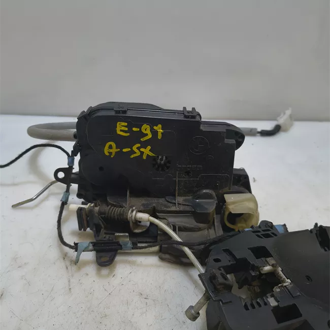 Serratura porta anteriore sinistra