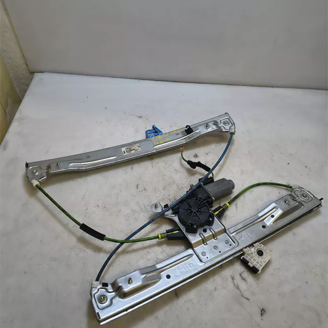 Alzacristallo elettrico porta anteriore con motorino destro